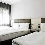 Ariston Otel 3*