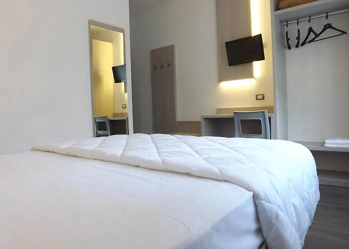 아리스톤 호텔 3*